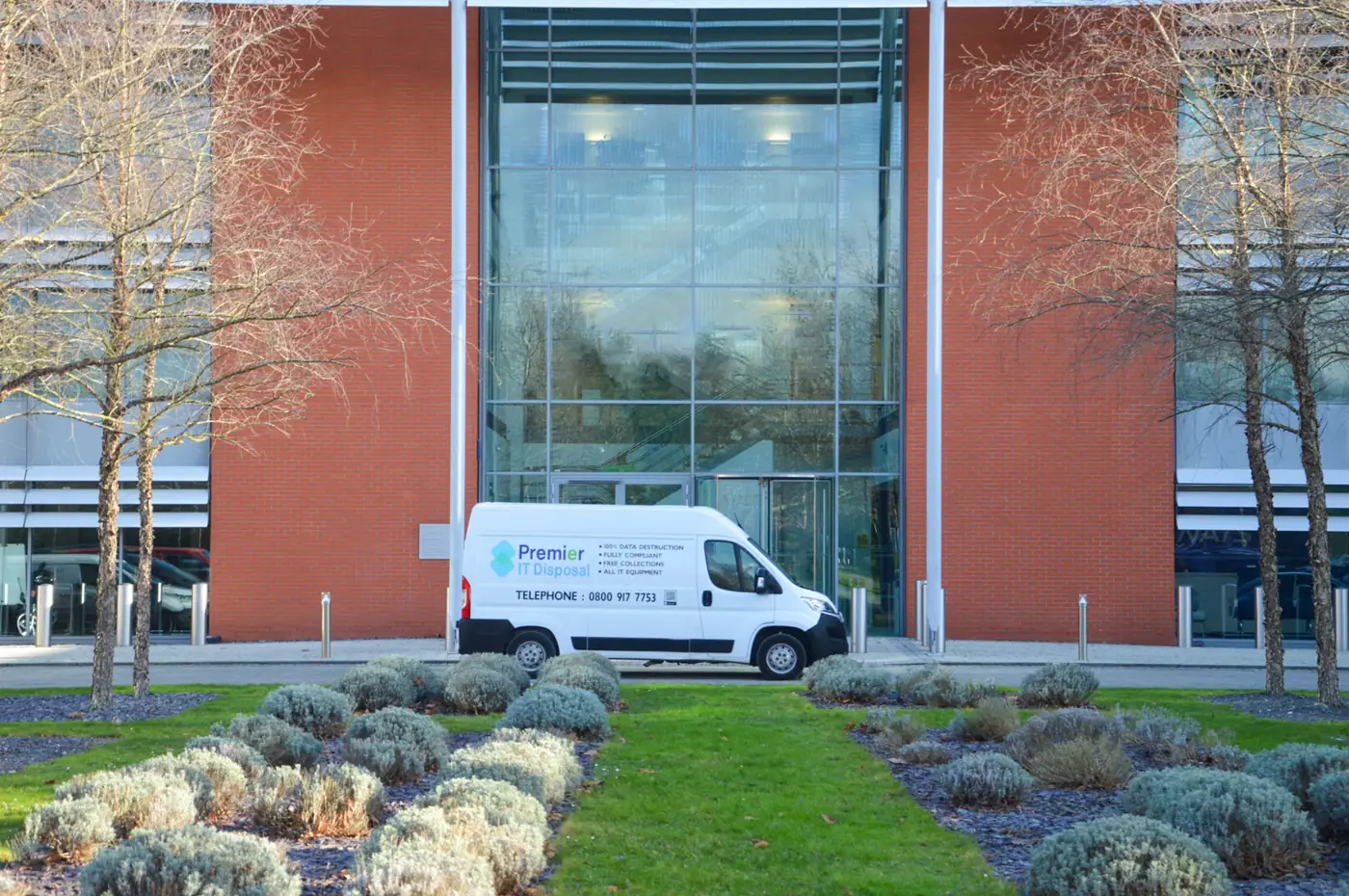 E-waste Recycling Professional Team